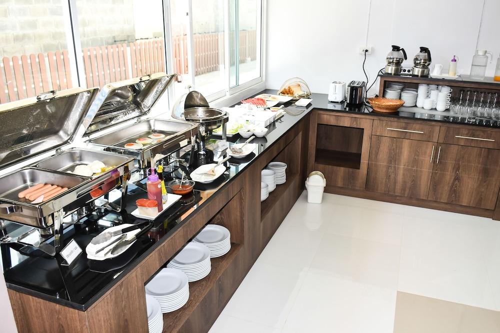Peak Boutique City Hotel Krabi Zewnętrze zdjęcie