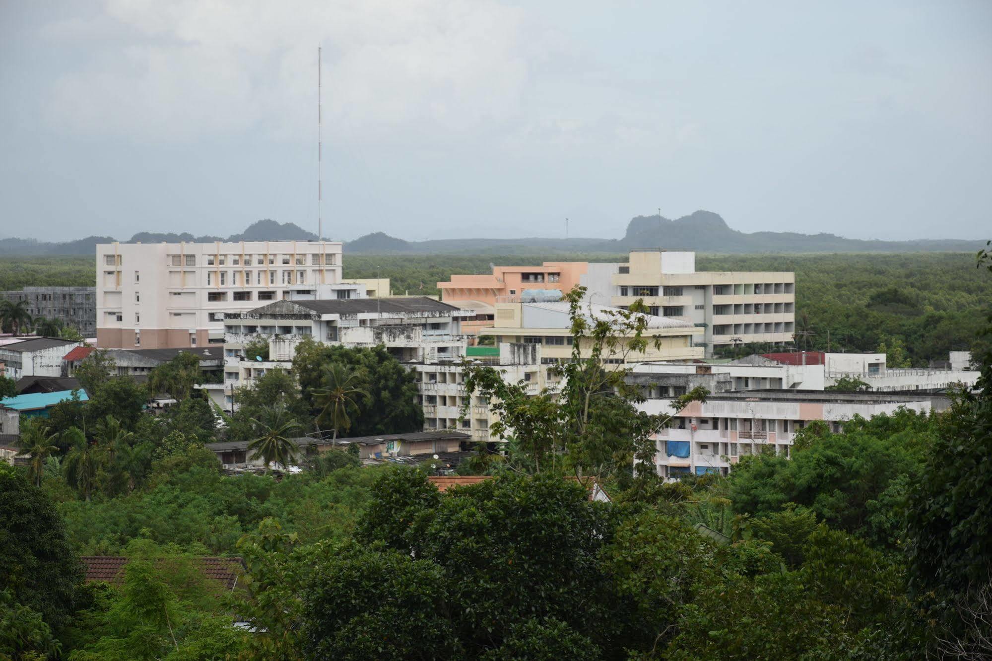 Peak Boutique City Hotel Krabi Zewnętrze zdjęcie
